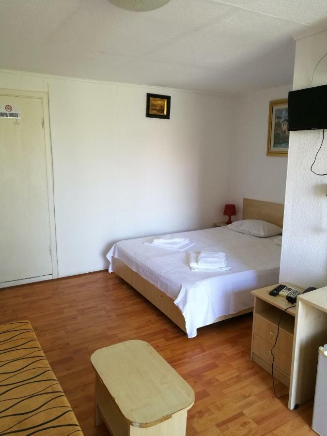 Hotel Dona 马马亚 外观 照片
