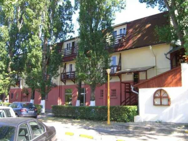 Hotel Dona 马马亚 外观 照片